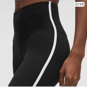 Lululemon Align Side-Stripe Tight 25”. Size 4. Black/white